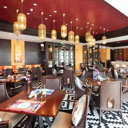 Wyndham Grand Plaza Royale Colorful Yunnan Hotel Kunming Exterior photo
